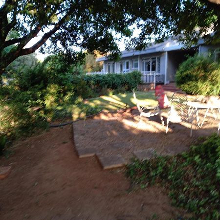 Credo Guest House บลูมฟอนเทน ภายนอก รูปภาพ