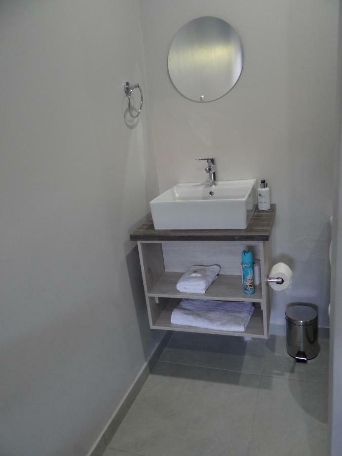 Credo Guest House บลูมฟอนเทน ภายนอก รูปภาพ
