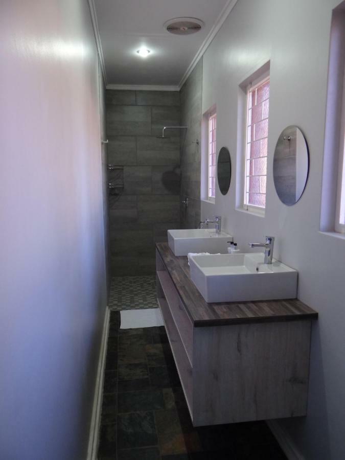 Credo Guest House บลูมฟอนเทน ภายนอก รูปภาพ