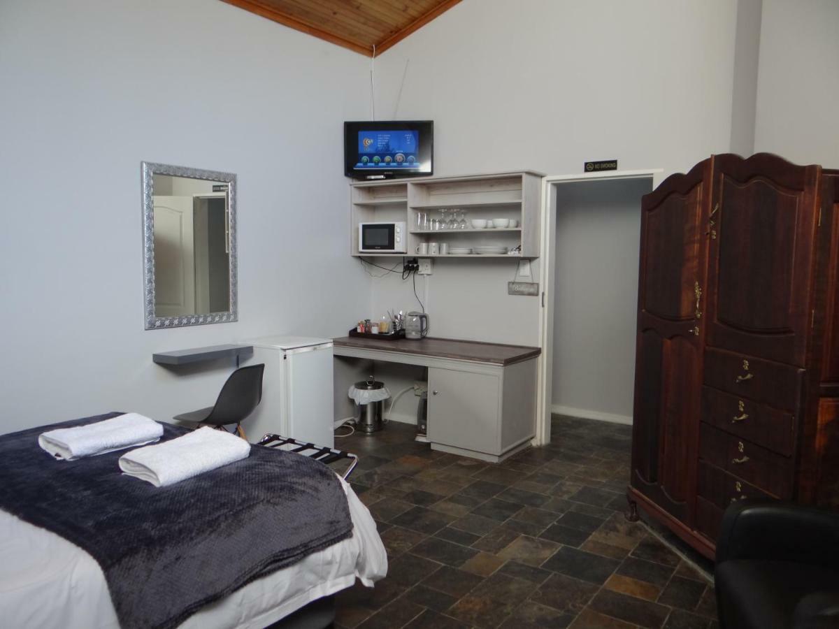 Credo Guest House บลูมฟอนเทน ภายนอก รูปภาพ