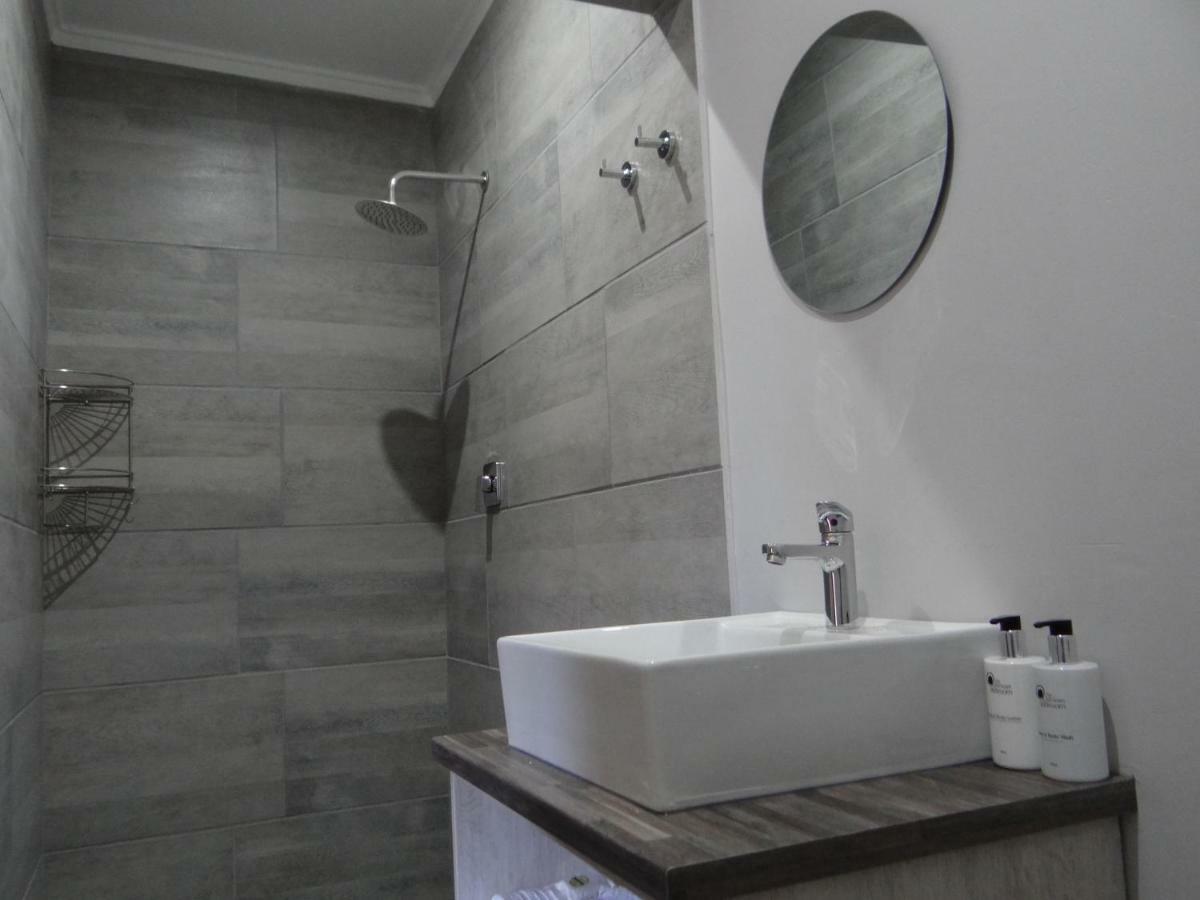 Credo Guest House บลูมฟอนเทน ภายนอก รูปภาพ