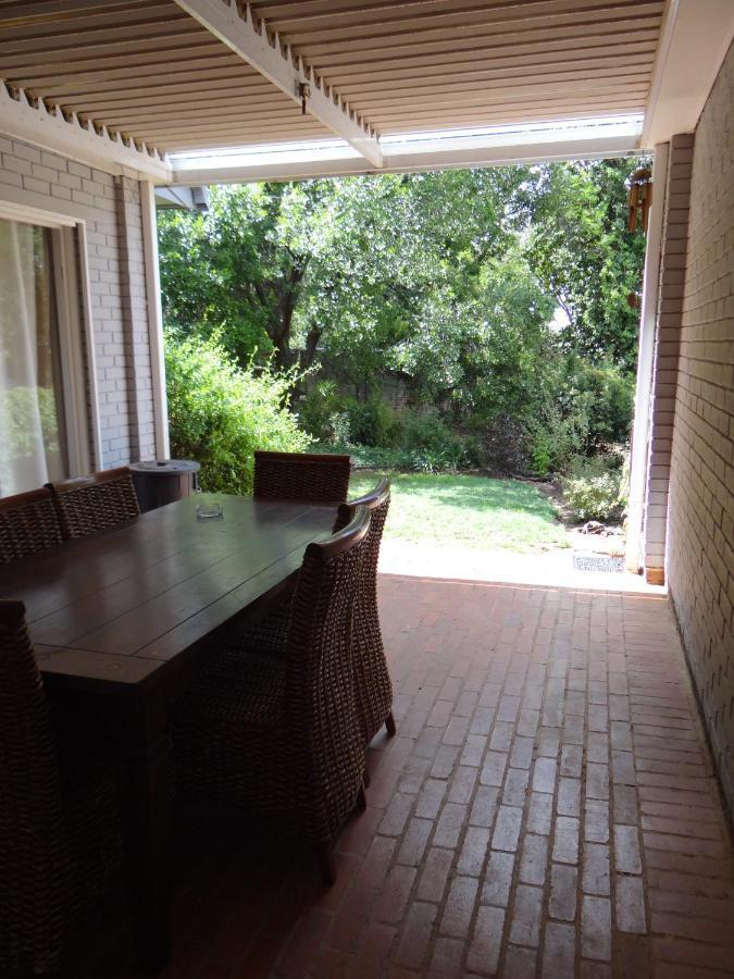Credo Guest House บลูมฟอนเทน ภายนอก รูปภาพ